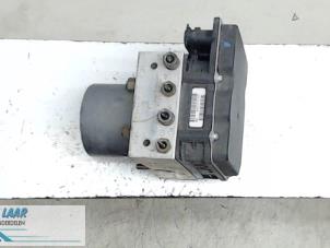 Gebruikte ABS Pomp Renault Clio III (BR/CR) 2.0 16V Prijs € 150,00 Margeregeling aangeboden door Autodemontage van de Laar