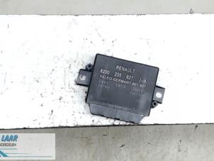 Gebruikte Module PDC Renault Scénic II (JM) 2.0 16V Prijs € 40,00 Margeregeling aangeboden door Autodemontage van de Laar