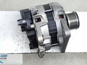 Gebruikte Dynamo Dacia Dokker Express (8S) 1.5 dCi, Blue dCi 75 Prijs € 180,00 Margeregeling aangeboden door Autodemontage van de Laar