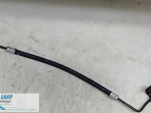 Gebruikte Servoleiding Renault Master III (FV) 2.3 dCi 125 16V FWD Prijs € 70,00 Margeregeling aangeboden door Autodemontage van de Laar