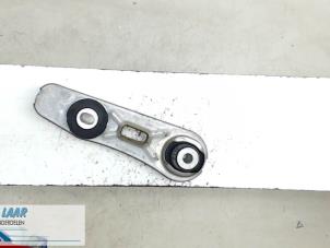 Gebruikte Motorrubber Renault Laguna III (BT) 2.0 Turbo 16V Prijs € 30,00 Margeregeling aangeboden door Autodemontage van de Laar