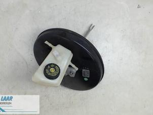 Gebruikte Rembol Renault Laguna III (BT) 2.0 Turbo 16V Prijs € 100,00 Margeregeling aangeboden door Autodemontage van de Laar