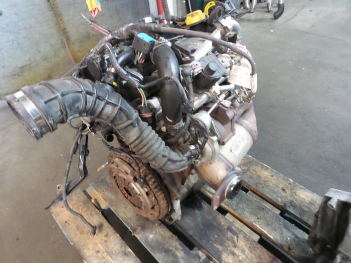 Gebruikte Motor Renault Clio III (BR/CR) 1.5 dCi 70 Prijs € 750,00 Margeregeling aangeboden door Autodemontage van de Laar