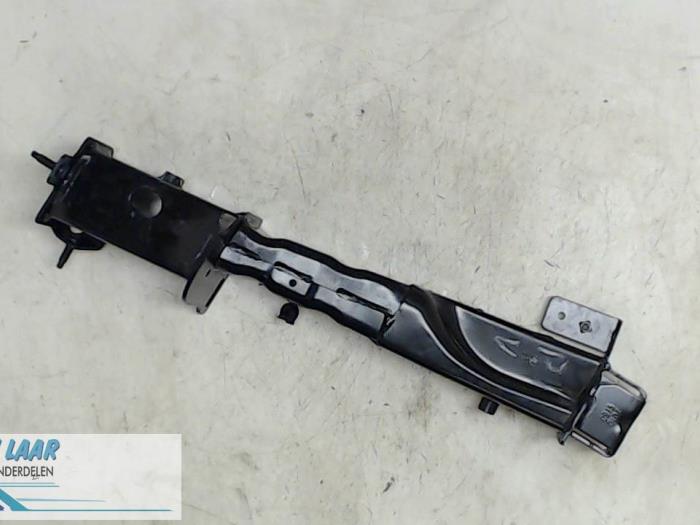Gebruikte Subframe Renault Megane IV (RFBB) 1.6 Energy dCi 130 Prijs op aanvraag aangeboden door Autodemontage van de Laar