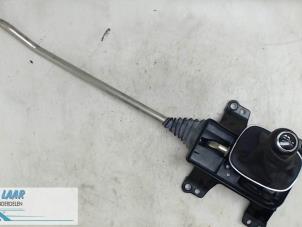 Gebruikte Versnellingspook Opel Corsa Prijs € 70,00 Margeregeling aangeboden door Autodemontage van de Laar