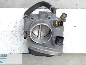 Gebruikte Gasklephuis Opel Astra H (L48) 1.8 16V Prijs € 120,00 Margeregeling aangeboden door Autodemontage van de Laar