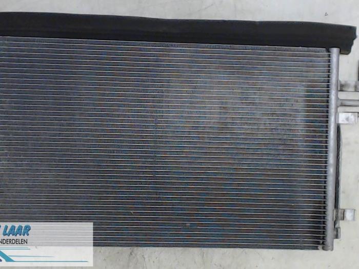 Gebruikte Radiateur Airco Ford C-Max (DM2) 1.6 16V Prijs € 70,00 Margeregeling aangeboden door Autodemontage van de Laar