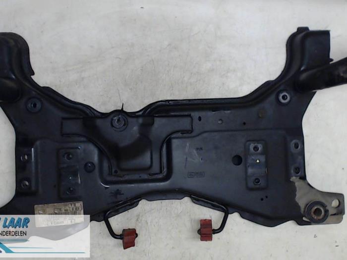 Gebruikte Subframe Ford C-Max (DM2) 1.6 16V Prijs € 100,00 Margeregeling aangeboden door Autodemontage van de Laar