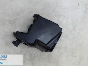 Gebruikte Luchtfilterhuis Ford C-Max (DM2) 1.6 16V Prijs € 50,00 Margeregeling aangeboden door Autodemontage van de Laar