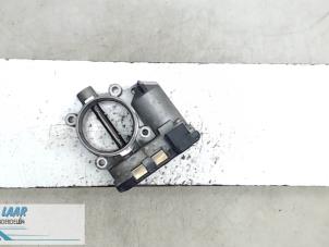 Gebruikte Gasklephuis Mercedes C (W203) 2.0 C-200K 16V Prijs € 90,00 Margeregeling aangeboden door Autodemontage van de Laar