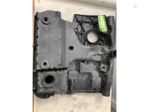 Gebruikte Luchtfilterhuis Seat Ibiza III (6L1) 1.4 16V 75 Prijs € 60,00 Margeregeling aangeboden door Autodemontage van de Laar