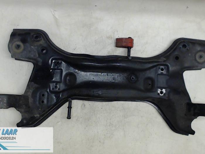 Gebruikte Subframe Volkswagen Polo V (6R) 1.4 16V Prijs € 140,00 Margeregeling aangeboden door Autodemontage van de Laar