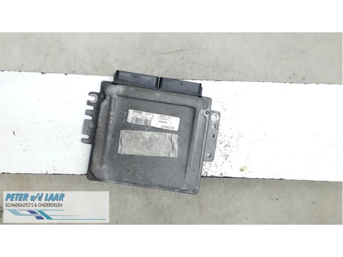 Gebruikte Computer Motormanagement Renault Scénic I (JA) 1.6 16V Prijs € 75,00 Margeregeling aangeboden door Autodemontage van de Laar