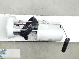 Gebruikte Benzinepomp Volkswagen Lupo (6X1) 1.0 MPi 50 Prijs € 50,00 Margeregeling aangeboden door Autodemontage van de Laar
