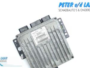 Gebruikte Computer Motormanagement Renault Megane II Grandtour (KM) 1.5 dCi 100 Prijs € 120,00 Margeregeling aangeboden door Autodemontage van de Laar