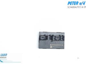 Gebruikte Centrale Deurvergrendelings Module Volkswagen Passat (3C2) 2.0 TDI 16V Bluemotion Prijs € 80,00 Margeregeling aangeboden door Autodemontage van de Laar