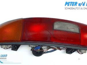 Gebruikte Achterlicht links Mazda MX-3 1.8i V6 24V Prijs € 25,00 Margeregeling aangeboden door Autodemontage van de Laar