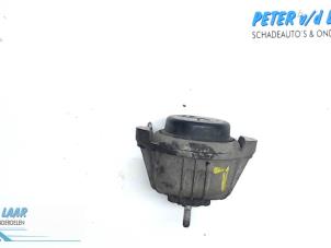 Gebruikte Motorsteun BMW 3 serie (E90) 320i 16V Prijs € 30,00 Margeregeling aangeboden door Autodemontage van de Laar