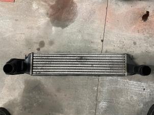 Gebruikte Intercooler BMW 3 serie (E46/4) 320d 16V Prijs € 100,00 Margeregeling aangeboden door Autodemontage van de Laar