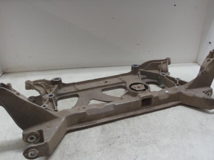 Subframe van een Audi A3 2014