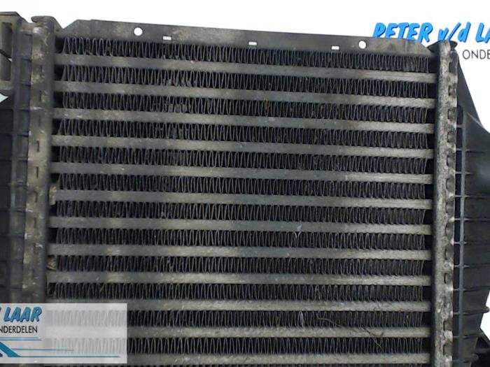 Gebruikte Intercooler Mercedes Vito (638.1/2) 2.2 CDI 112 16V Prijs € 60,00 Margeregeling aangeboden door Autodemontage van de Laar