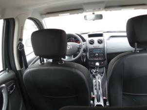 Gebruikte Radio CD Speler Dacia Duster (HS) 1.5 dCi 4x4 Prijs € 121,00 Inclusief btw aangeboden door Autodemontage van de Laar