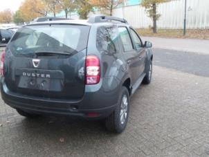 Gebruikte Scharnier deur rechts-achter Dacia Duster (HS) 1.5 dCi 4x4 Prijs € 30,00 Margeregeling aangeboden door Autodemontage van de Laar