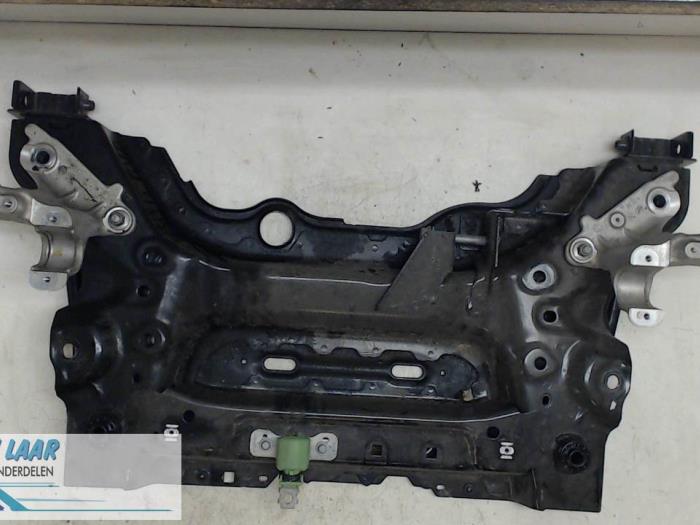 Gebruikte Subframe Renault Megane IV (RFBB) 1.6 Energy dCi 130 Prijs op aanvraag aangeboden door Autodemontage van de Laar