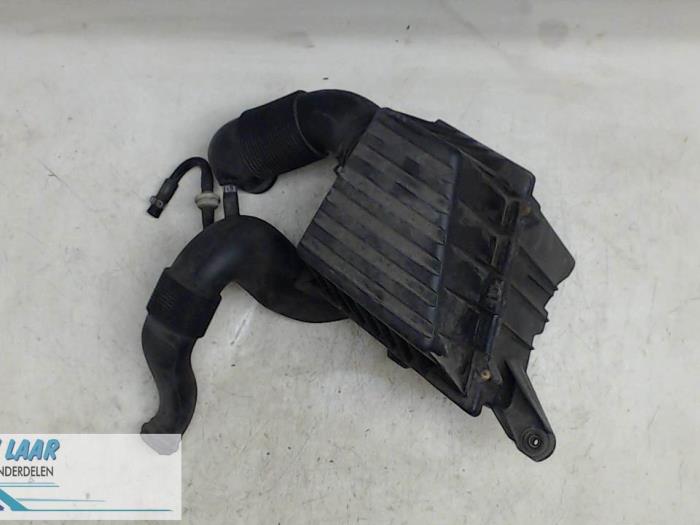 Gebruikte Luchtfilterhuis Volkswagen Fox (5Z) 1.2 Prijs € 50,00 Margeregeling aangeboden door Autodemontage van de Laar