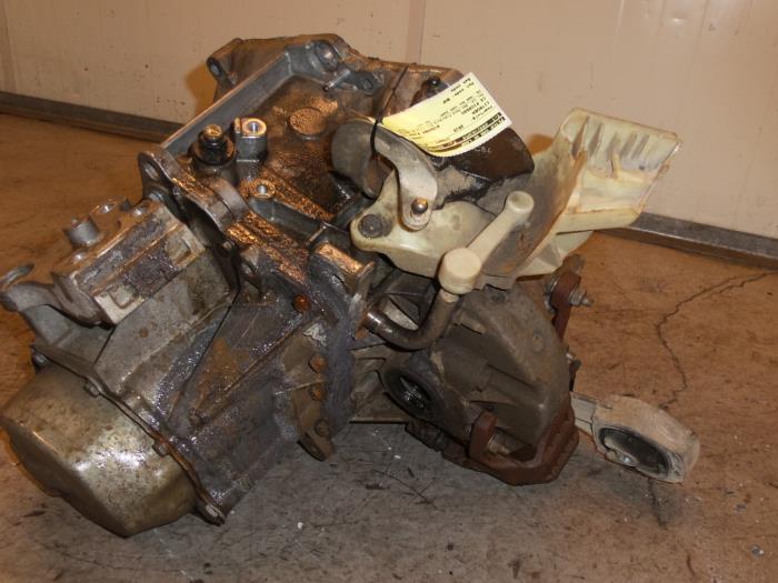 Versnellingsbak van een Citroën C3 Picasso (SH) 1.6 HDi 90 2011