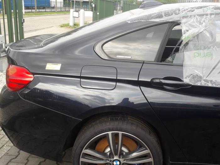 Zijpaneel rechts-achter van een BMW 4-Serie 2016