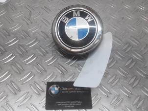 Gebruikte Slotmechaniek Achterklep BMW 1-Serie Prijs op aanvraag aangeboden door Benzon Autodemontage
