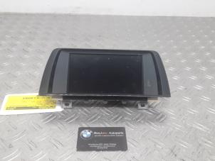 Gebruikte Display Multi Media regelunit BMW 3-Serie Prijs op aanvraag aangeboden door Benzon Autodemontage