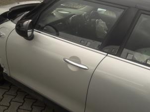 Gebruikte Portier 4Deurs links-voor Mini Cooper S Prijs op aanvraag aangeboden door Benzon Autodemontage