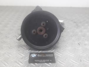 Gebruikte Pomp Servo BMW 3-Serie Prijs op aanvraag aangeboden door Benzon Autodemontage