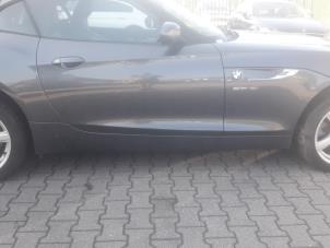 Gebruikte Zijskirt rechts BMW Z4 Prijs op aanvraag aangeboden door Benzon Autodemontage