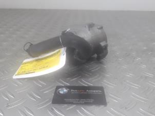 Gebruikte Waterpomp BMW 5 serie (F10) M5 V8 32V TwinPower Turbo Prijs op aanvraag aangeboden door Benzon Autodemontage