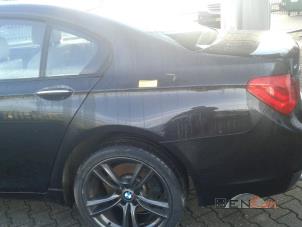 Gebruikte Zijpaneel links-achter BMW 7-Serie Prijs op aanvraag aangeboden door Benzon Autodemontage