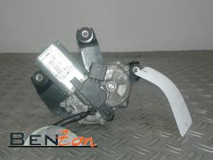 Gebruikte Ruitenwissermotor achter Mini Countryman (R60) Prijs op aanvraag aangeboden door Benzon Autodemontage