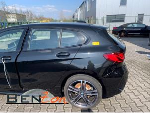 Gebruikte Achterscherm rechts BMW 1-Serie Prijs op aanvraag aangeboden door Benzon Autodemontage