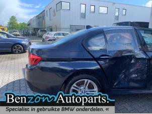 Gebruikte Achterscherm rechts BMW 523 Prijs op aanvraag aangeboden door Benzon Autodemontage