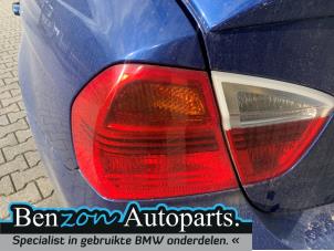 Gebruikte Achterlicht links BMW 3-Serie Prijs op aanvraag aangeboden door Benzon Autodemontage