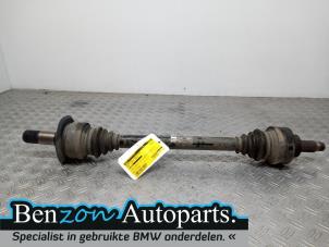 Gebruikte Aandrijfas links-achter BMW 1-Serie Prijs op aanvraag aangeboden door Benzon Autodemontage