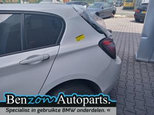 Gebruikte Achterscherm links BMW 1 serie (F20) 116d 2.0 16V Prijs op aanvraag aangeboden door Benzon Autodemontage