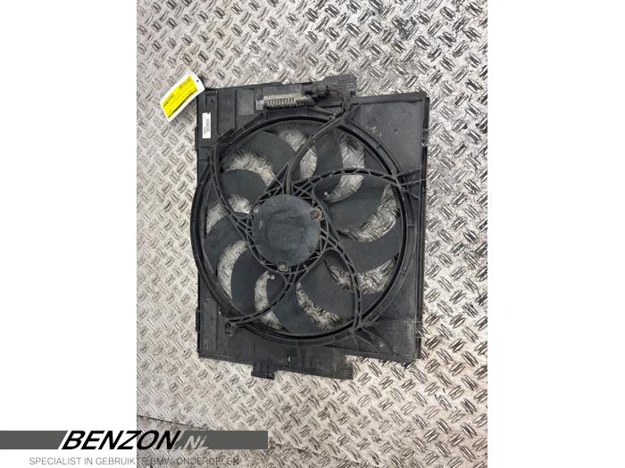 Gebruikte Fan Radiateur BMW 1-Serie Prijs € 30,00 Margeregeling aangeboden door Benzon Autodemontage