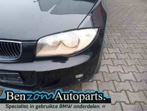 Gebruikte Linker Koplamp BMW 1 serie (E81) 116i 1.6 16V Prijs op aanvraag aangeboden door Benzon Autodemontage