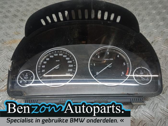 Instrumentenpaneel van een BMW 5-Serie 2012