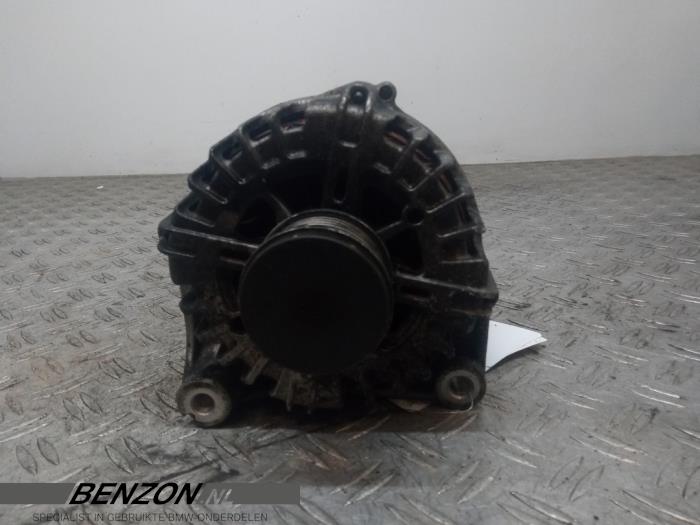Gebruikte Dynamo BMW 1 serie (F20) 116d 2.0 16V Prijs € 50,00 Margeregeling aangeboden door Benzon Autodemontage