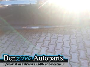 Gebruikte Zijskirt rechts BMW 5 serie (F10) 520d 16V Prijs € 151,25 Inclusief btw aangeboden door Benzon Autodemontage