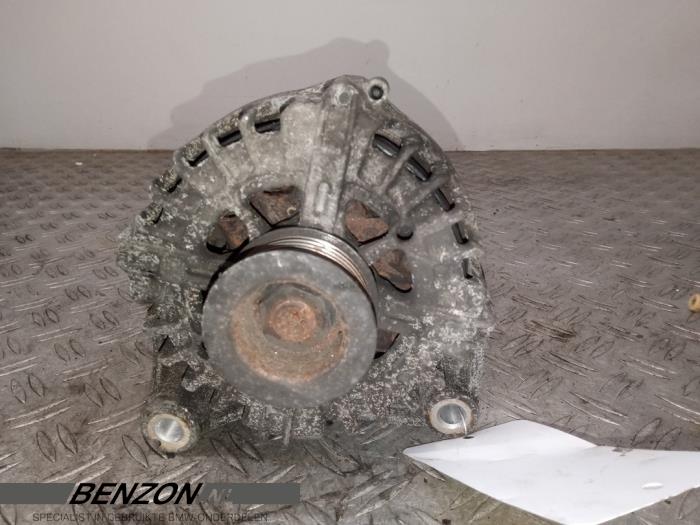Gebruikte Dynamo BMW 3 serie (F30) 330d 3.0 24V Prijs € 45,00 Margeregeling aangeboden door Benzon Autodemontage